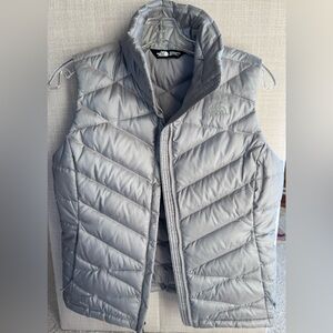 The North Face ACONCAGUA puffer WOMEN’S vest 
Like New: EXCELLENT CONDITION